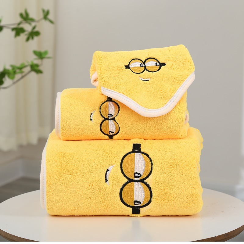 Golf Towel - Anime Periferik Minionlar Kawaii Kevin Havlu